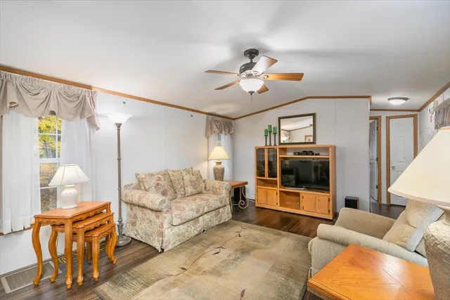 $249,999 | 38 Rosemary Street, Salem, NH 03079