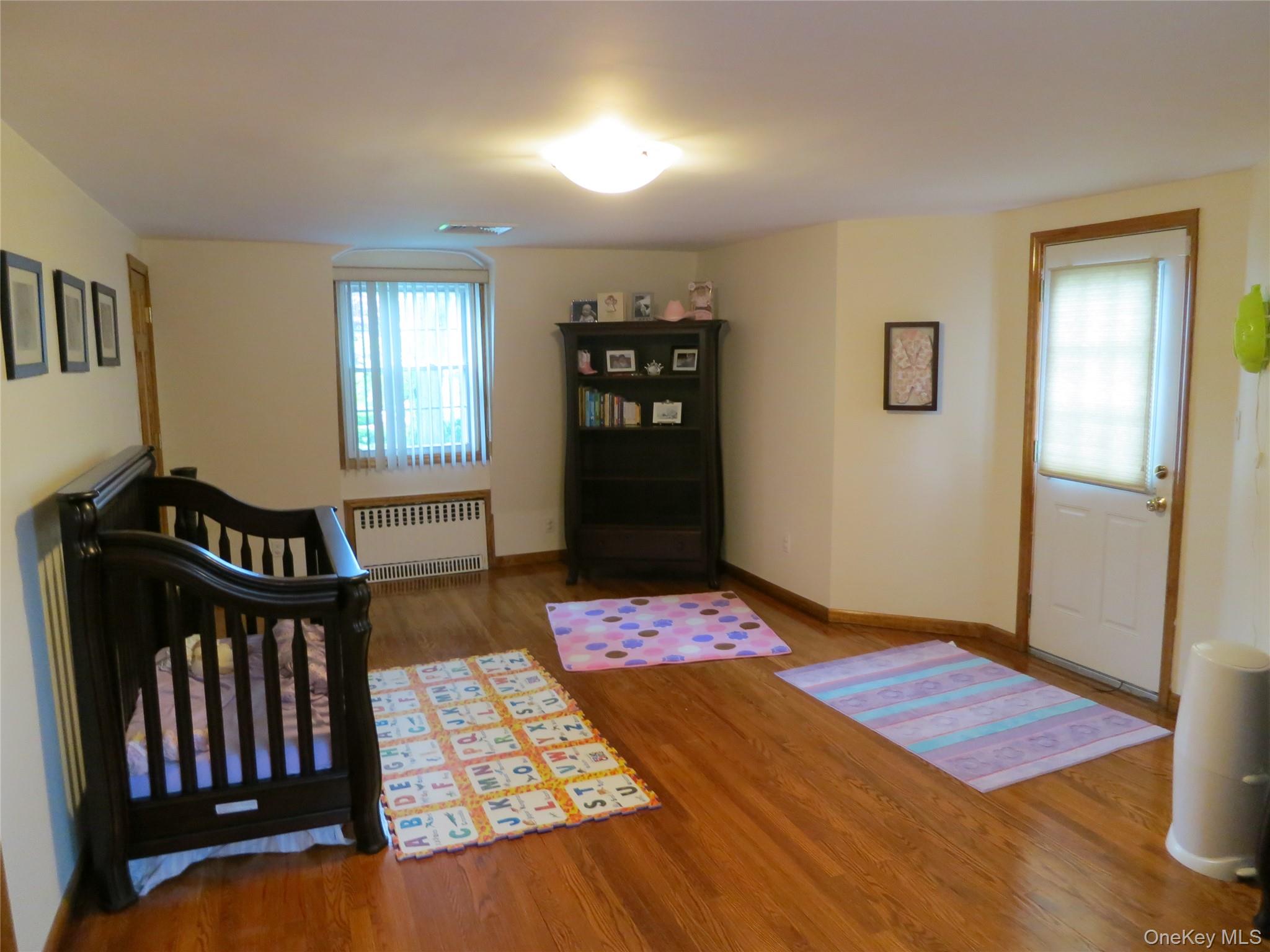 100 Rockywood Road Manhasset, NY 11030 - Photo 15 of 19