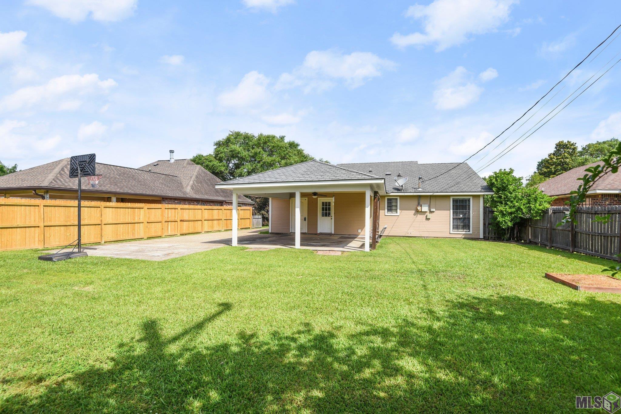 17552 Sugar Mill Avenue Baton Rouge, LA 70817 - Photo 13 of 16 Gallery Image 13