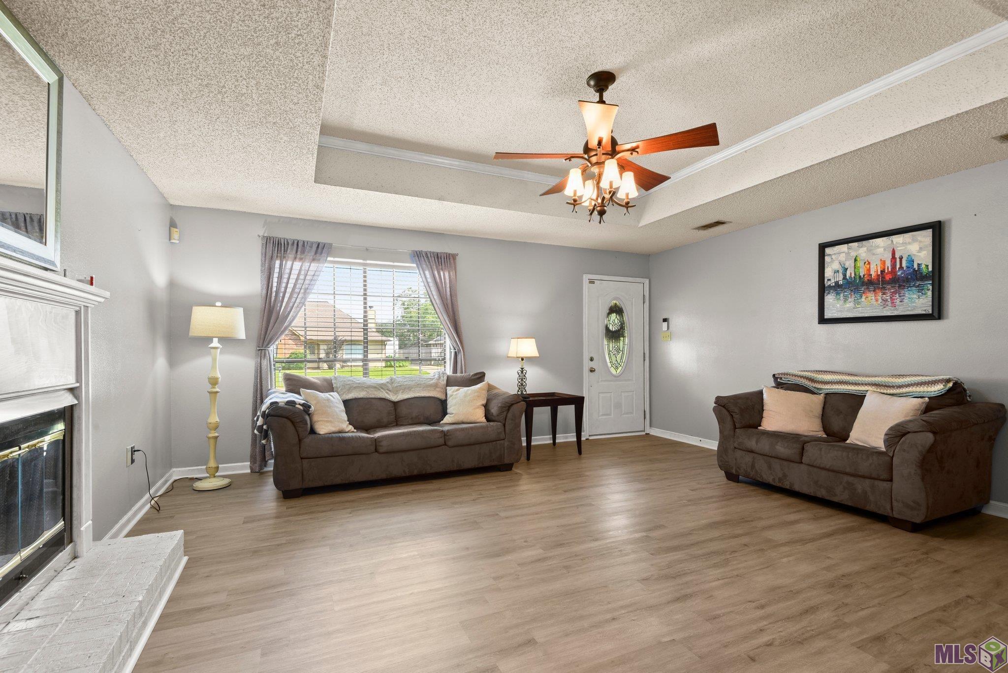 17552 Sugar Mill Avenue Baton Rouge, LA 70817 - Photo 2 of 16 Gallery Image 2