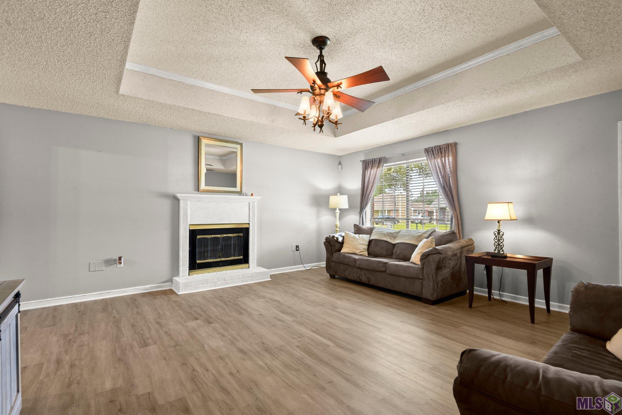 17552 Sugar Mill Avenue Baton Rouge, LA 70817 - Photo 3 of 16 Gallery Image 3