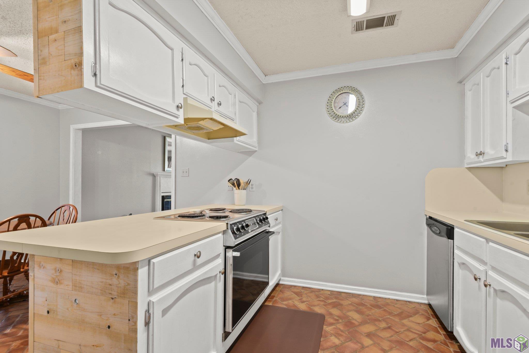 17552 Sugar Mill Avenue Baton Rouge, LA 70817 - Photo 6 of 16 Gallery Image 6