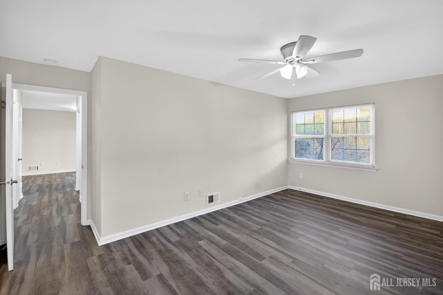 111 Keystone Court, Unit A Woodbridge, NJ 07095 - Photo 16 of 30