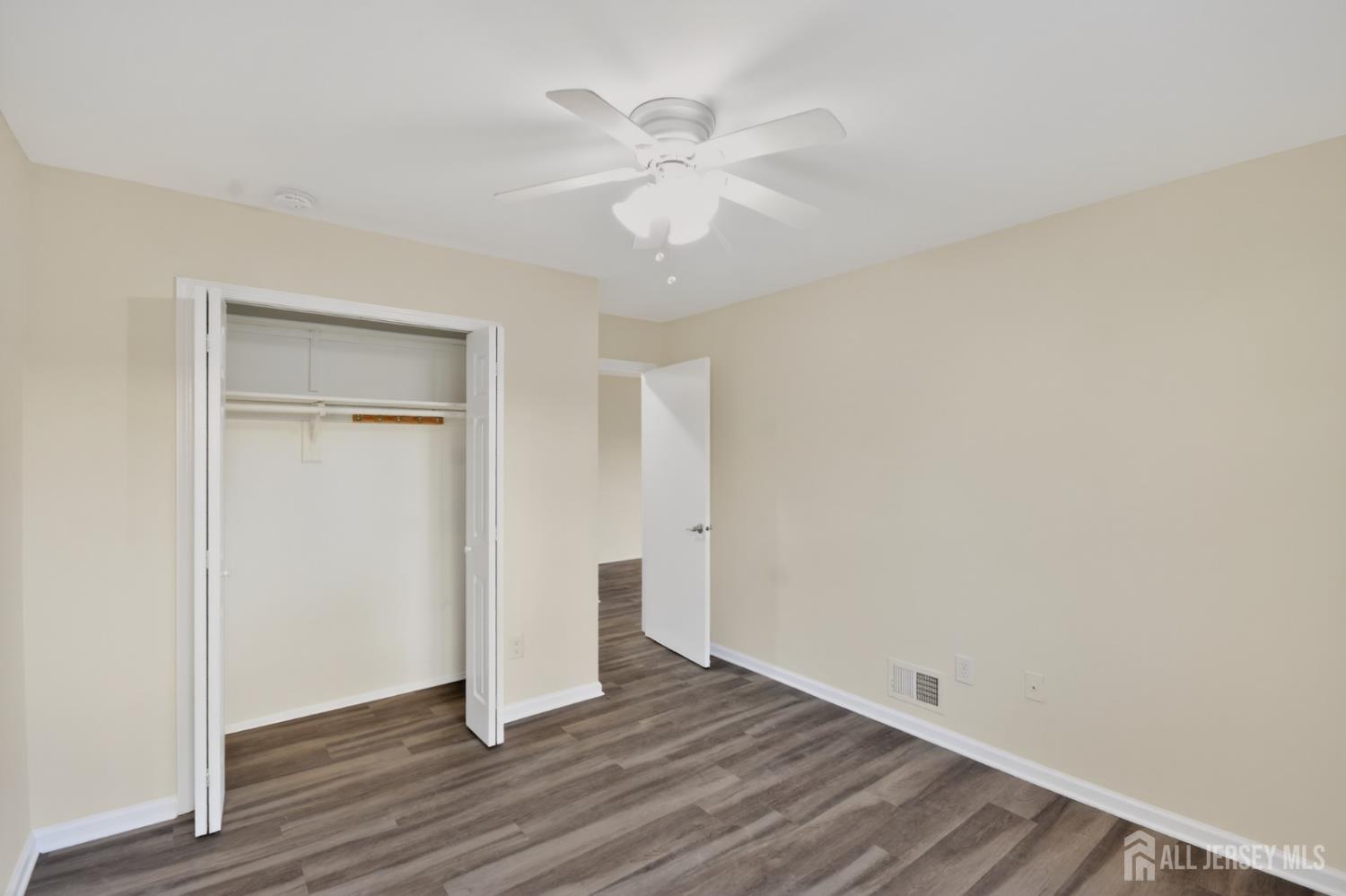 111 Keystone Court, Unit A Woodbridge, NJ 07095 - Photo 20 of 30