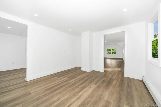 $689,000 | 24 Calvert Avenue, West Babylon, NY 11704