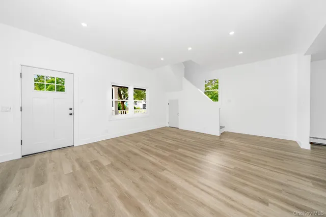 $689,000 | 24 Calvert Avenue, West Babylon, NY 11704