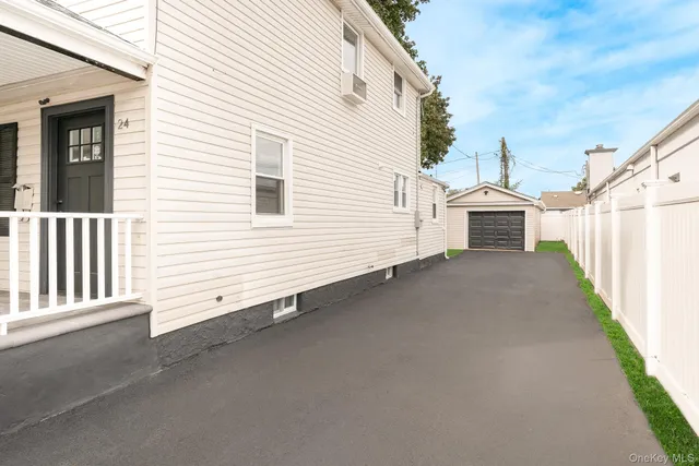 $689,000 | 24 Calvert Avenue, West Babylon, NY 11704