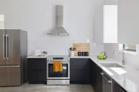 $299,000 | 1310 Green Street, Lockhart, TX 78644