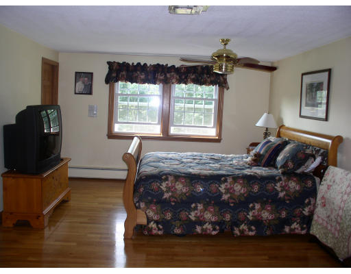 58 Old Brook Road Shrewsbury, MA 01545 - Photo 11 of 14