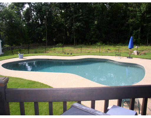 58 Old Brook Road Shrewsbury, MA 01545 - Photo 6 of 14