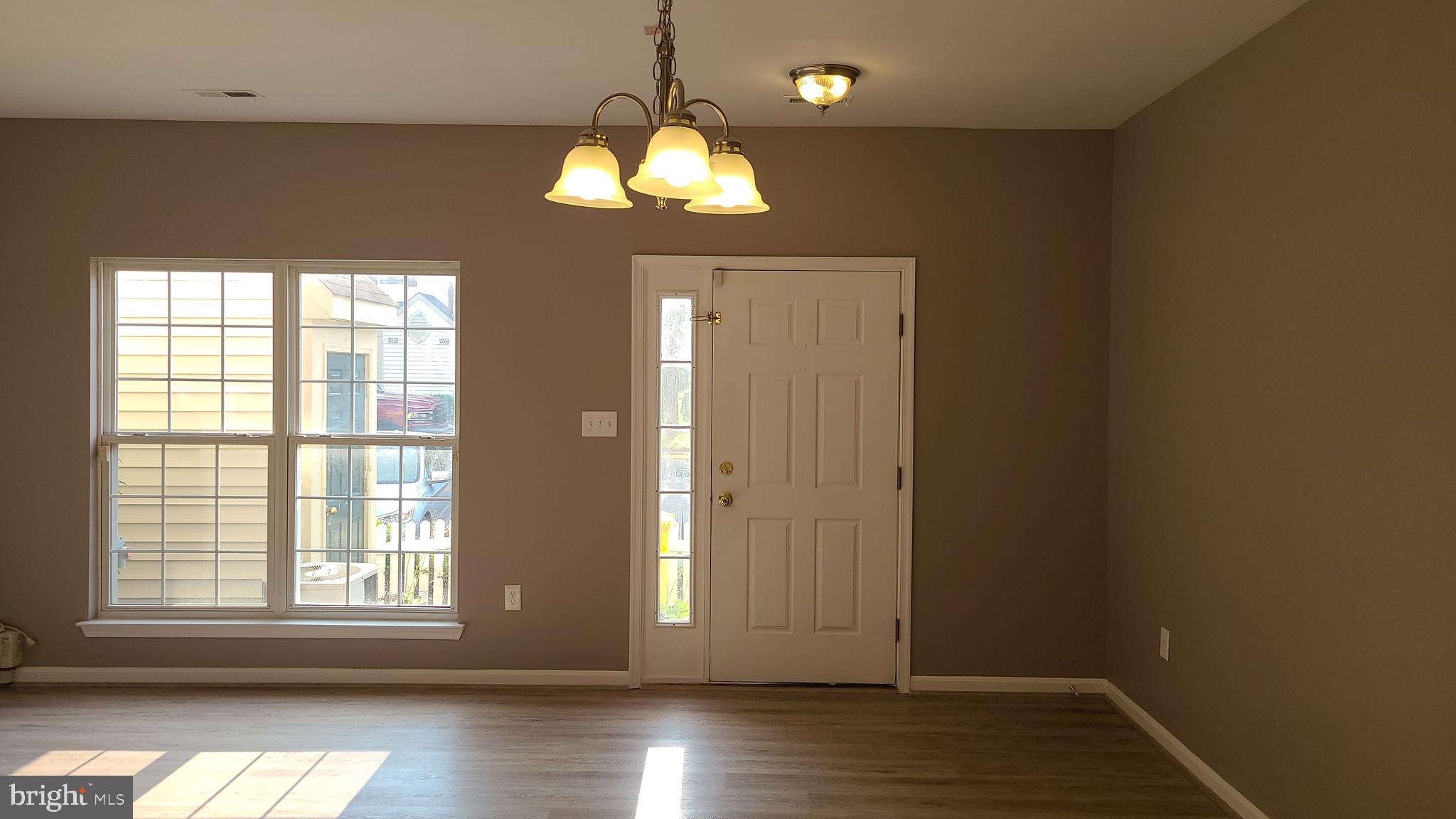 2009 Cooper Point Court Odenton, MD 21113 - Photo 2 of 29 Gallery Image 2