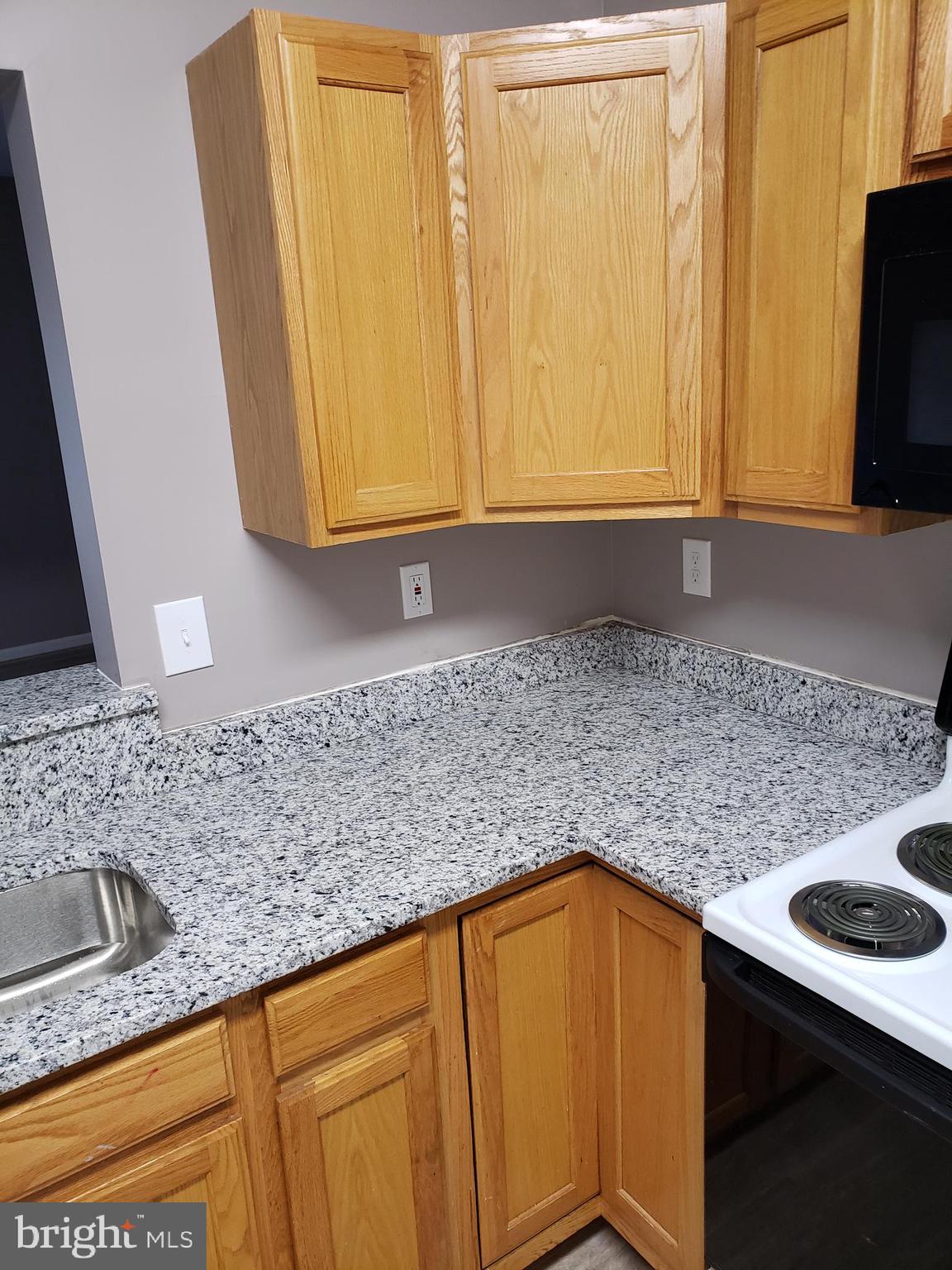 2009 Cooper Point Court Odenton, MD 21113 - Photo 10 of 29 Gallery Image 10