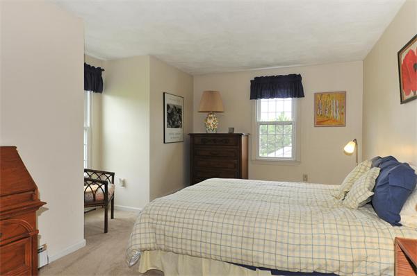 30 Farm Hill Road Wrentham, MA 02093 - Photo 18 of 20