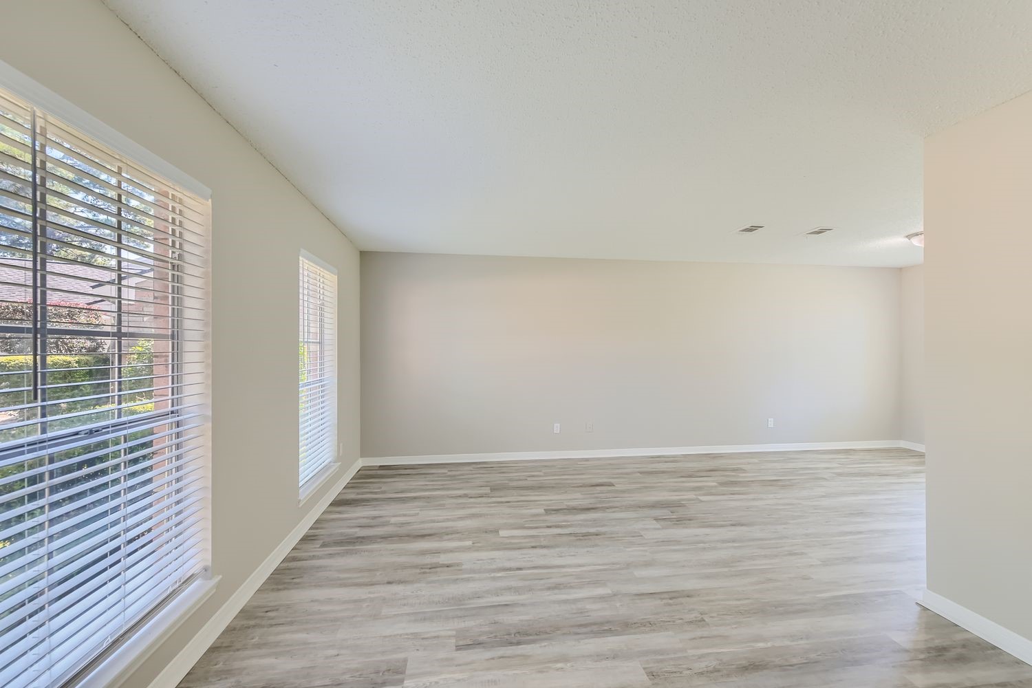7863 Maple Brook Lane Houston, TX 77095 - Photo 3 of 26