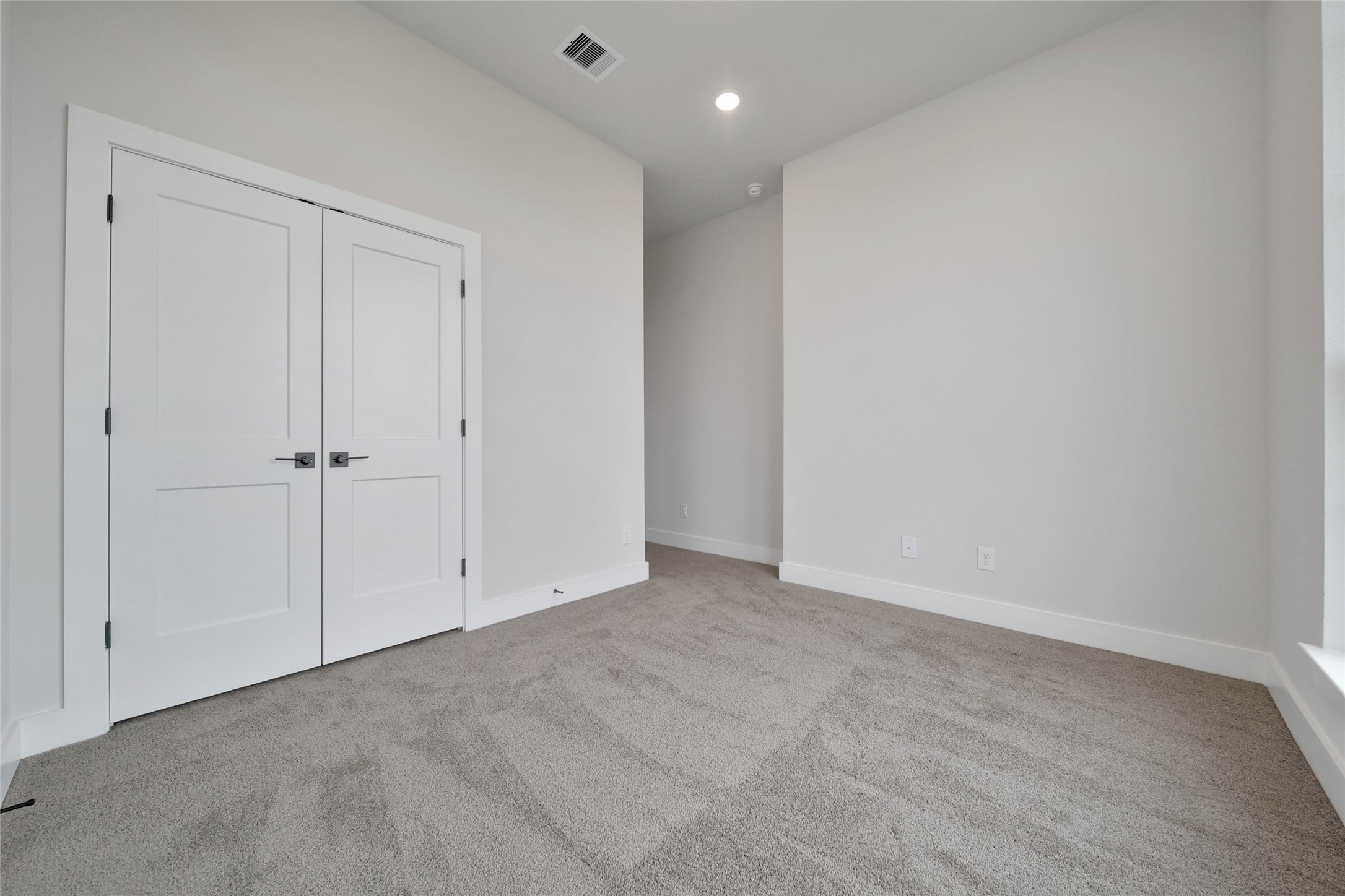 4610 Magnolia Bend Drive Rosharon, TX 77583 - Photo 29 of 48 a view of an empty room