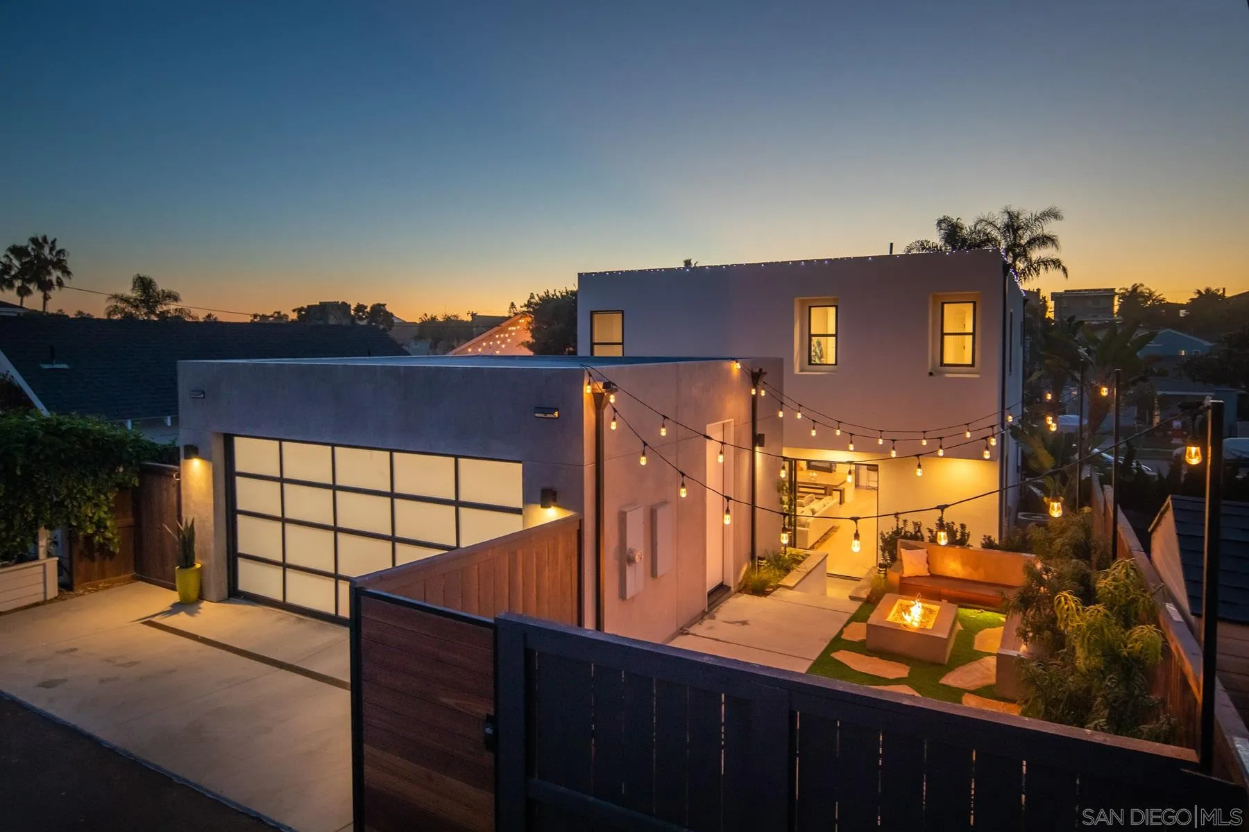 307 La Mesa Avenue Encinitas, CA 92024 - Photo 33 of 33 a view of a house with a outdoor space