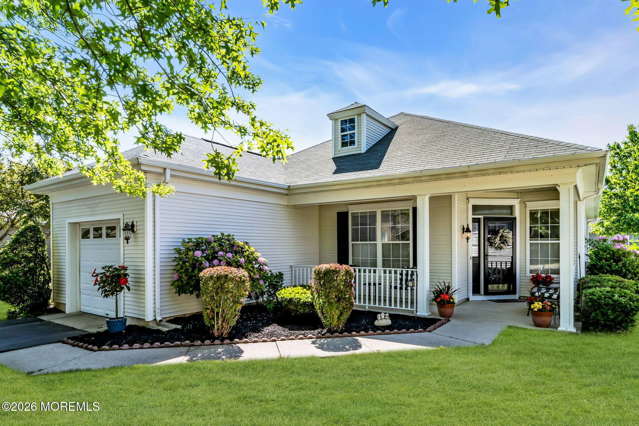 39 Silverside Road Lakewood, NJ 08701 - Photo 11 of 35 3-web-or-mls-DSC00316-1b