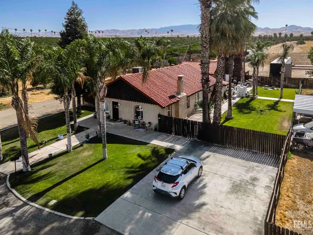 $1,199,999 | Undisclosed Address, Bakersfield, CA 93307