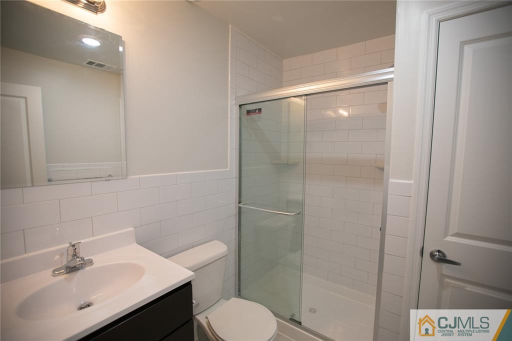 3204 Hana Road Edison, NJ 08817 - Photo 36 of 46
