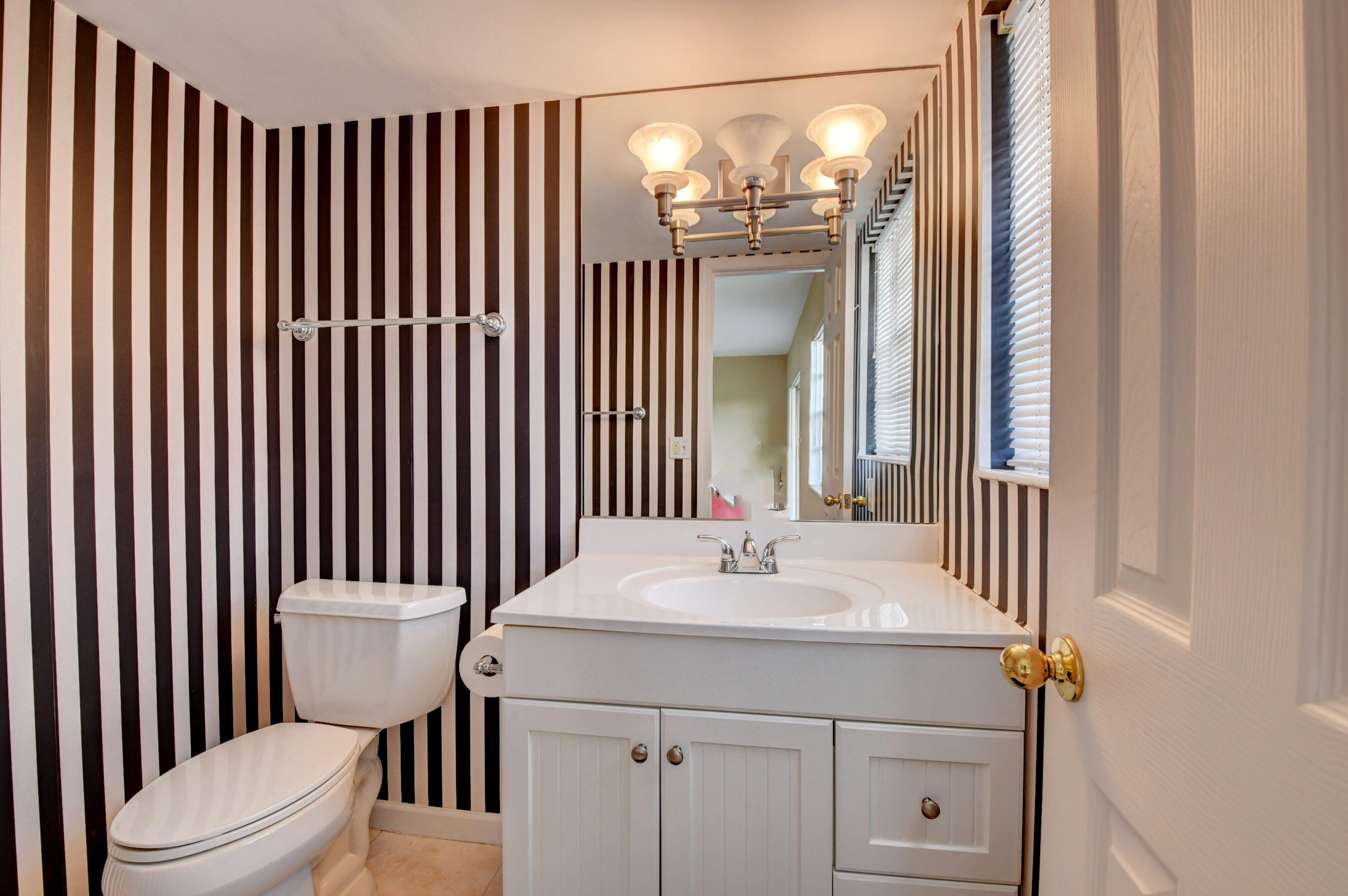 5601 Northwest 2nd Avenue, Unit 322 Boca Raton, FL 33487 - Photo 17 of 41 DSC_2513_4_5_6_7