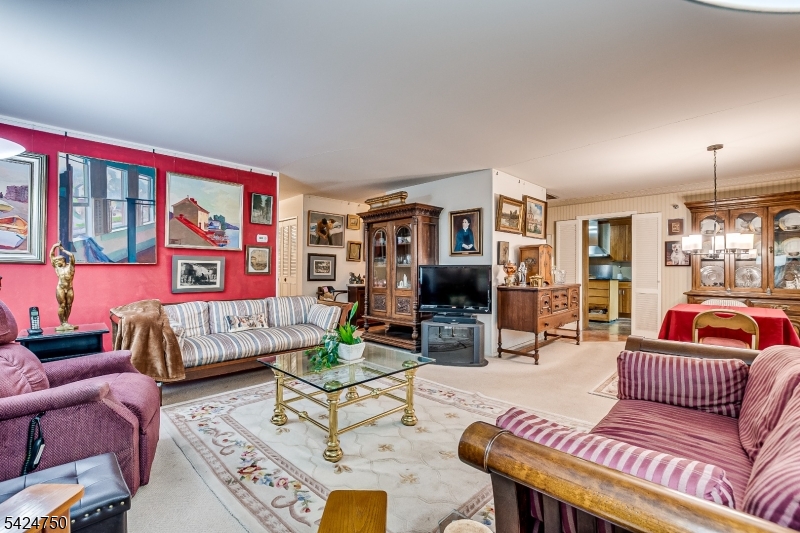 27 Landry Road Somerset, NJ 08873 - Photo 8 of 26