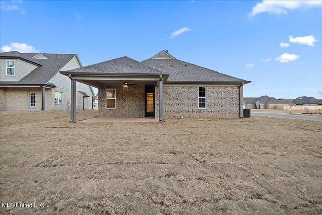 $318,900 | 13917 Wesley Banks Boulevard, Olive Branch, MS 38654