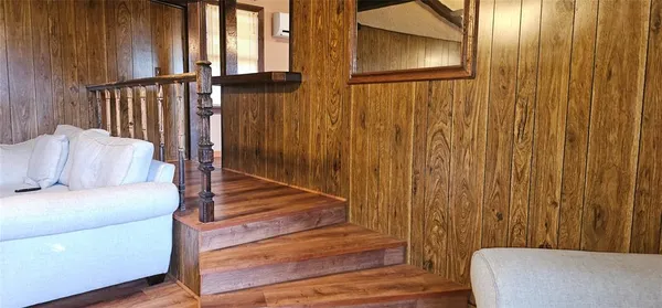 $140,000 | 1061 East Walnut Street, Hillsboro, TX 76645
