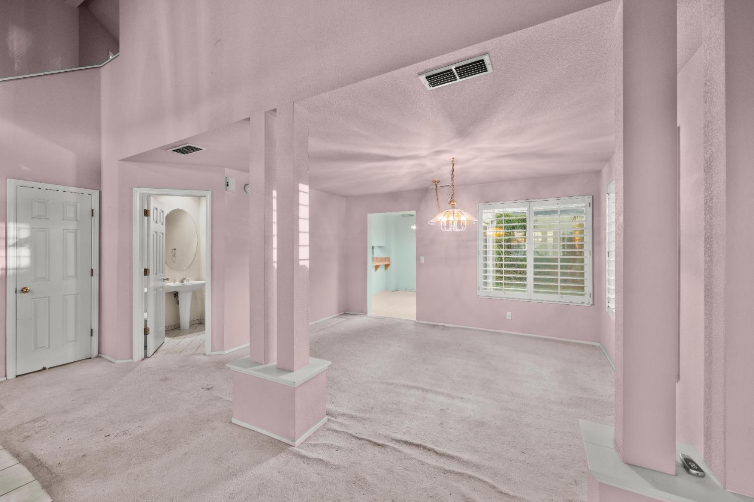 8432 Giverny Circle Antelope, CA 95843 - Photo 13 of 50