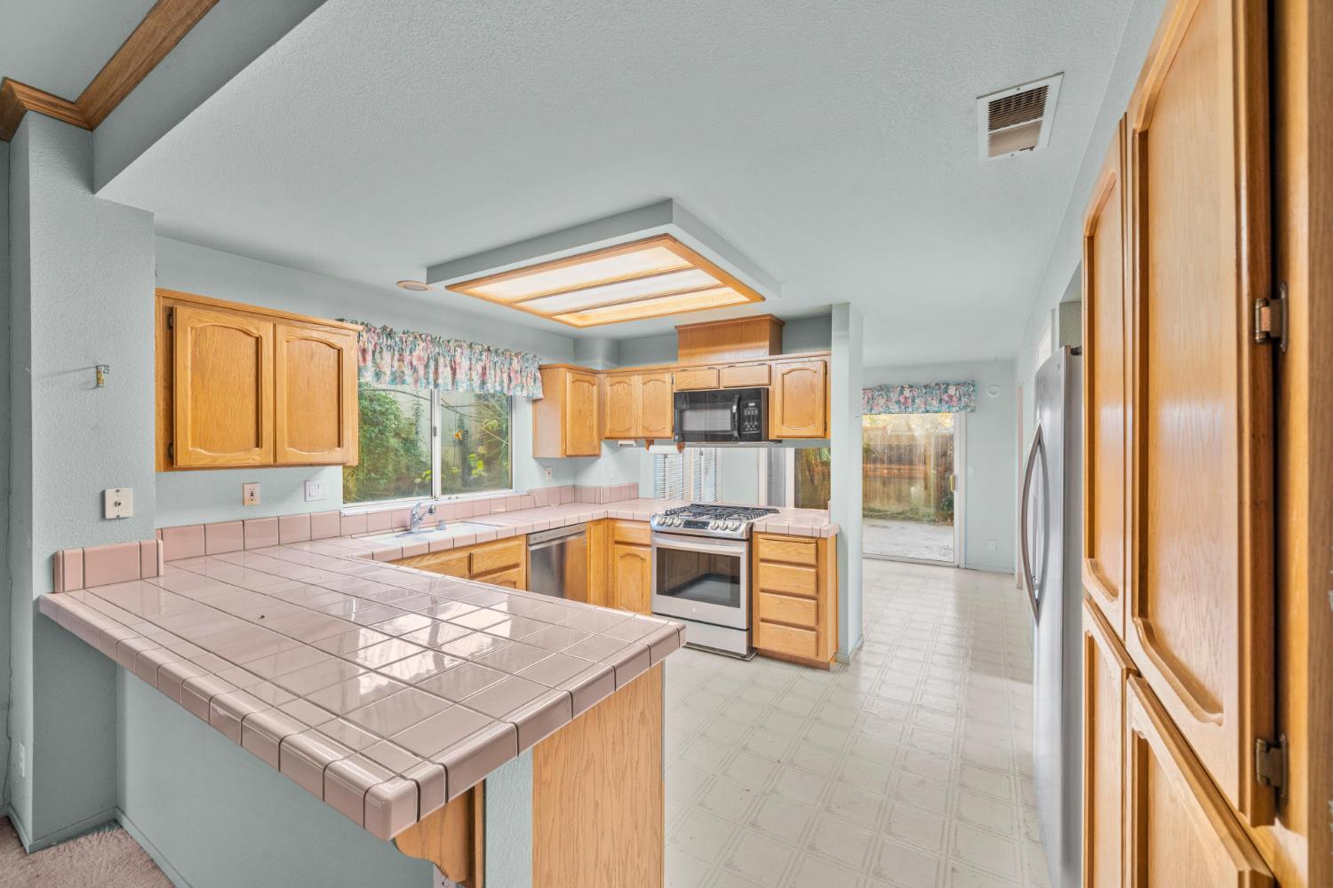 8432 Giverny Circle Antelope, CA 95843 - Photo 19 of 50