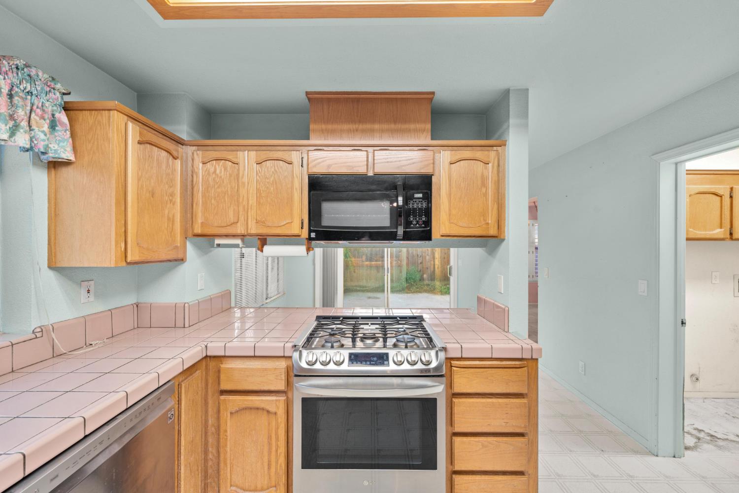 8432 Giverny Circle Antelope, CA 95843 - Photo 20 of 50