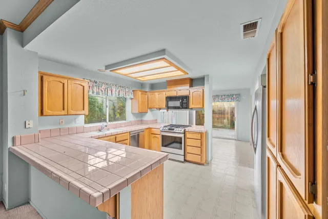 $460,000 | 8432 Giverny Circle, Antelope, CA 95843