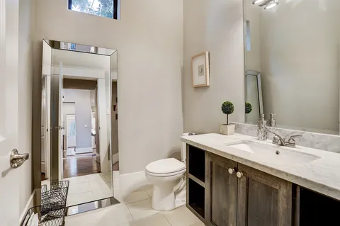 $1,695,000 | 5655 Locke Lane, Houston, TX 77056