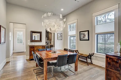 $1,695,000 | 5655 Locke Lane, Houston, TX 77056