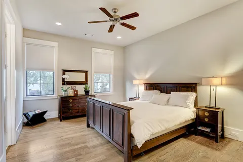 $1,695,000 | 5655 Locke Lane, Houston, TX 77056