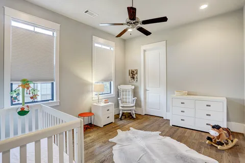 $1,695,000 | 5655 Locke Lane, Houston, TX 77056