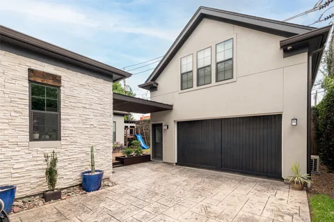 $1,695,000 | 5655 Locke Lane, Houston, TX 77056