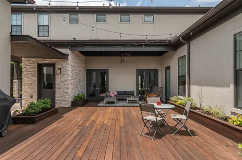 $1,695,000 | 5655 Locke Lane, Houston, TX 77056