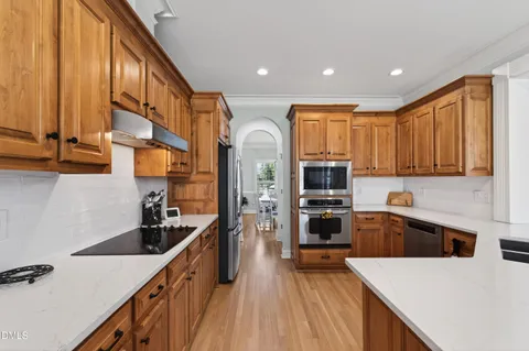 $675,000 | 5421 Maggie Run Lane, Fuquay-Varina, NC 27526