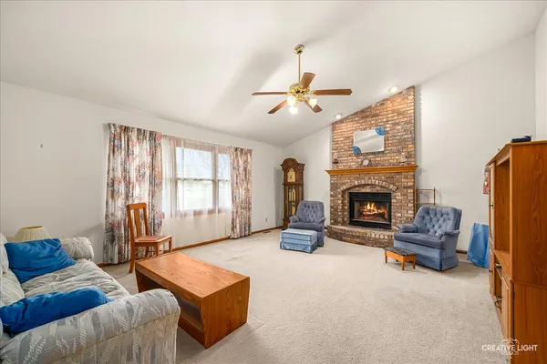 $374,900 | 1522 Lorraine Drive, Sandwich, IL 60548
