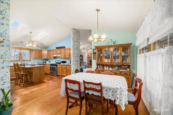 $374,900 | 1522 Lorraine Drive, Sandwich, IL 60548