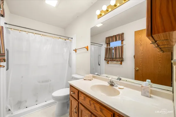 $374,900 | 1522 Lorraine Drive, Sandwich, IL 60548