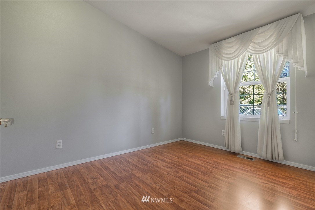 640 Index Avenue Northeast Renton, WA 98056 - Photo 10 of 16 Gallery Image 10