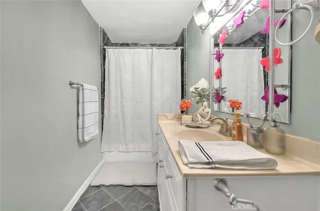 $424,999 | 1770 Ximeno Avenue, Unit 314, Long Beach, CA 90815