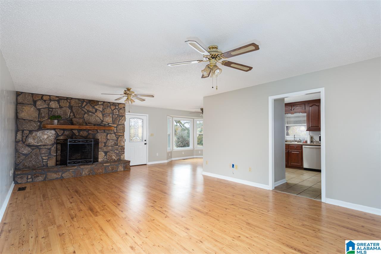 1531 Peaceful Valley Road Eastaboga, AL 36260 - Photo 4 of 40
