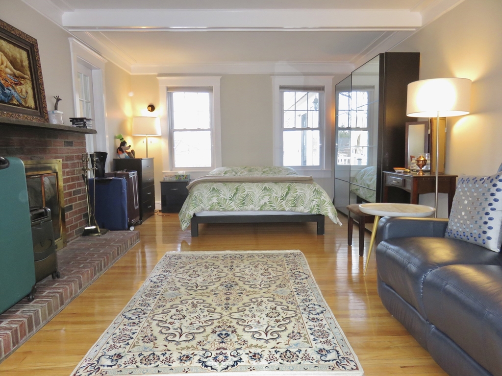 35 Lovell Road Watertown, MA 02472 - Photo 12 of 36