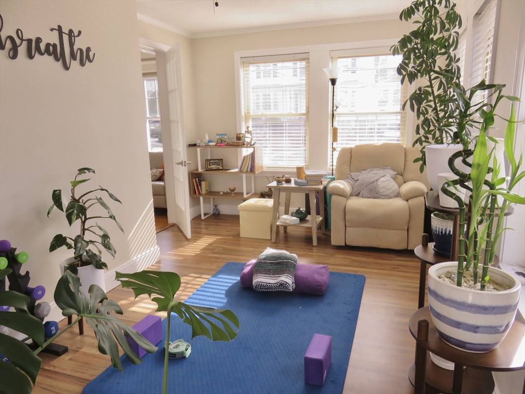 35 Lovell Road Watertown, MA 02472 - Photo 17 of 36