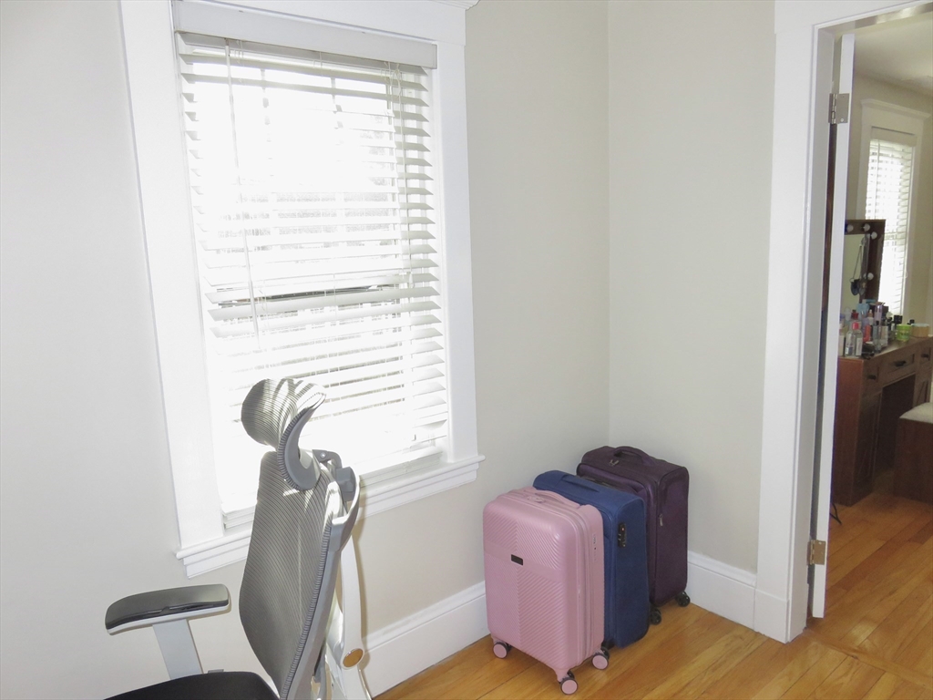 35 Lovell Road Watertown, MA 02472 - Photo 28 of 36