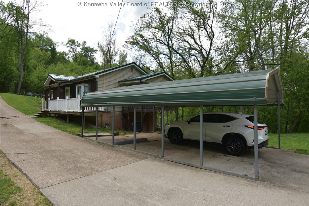 4724 Big Tyler Road Charleston, WV 25313 - Photo 2 of 21 Gallery Image 2