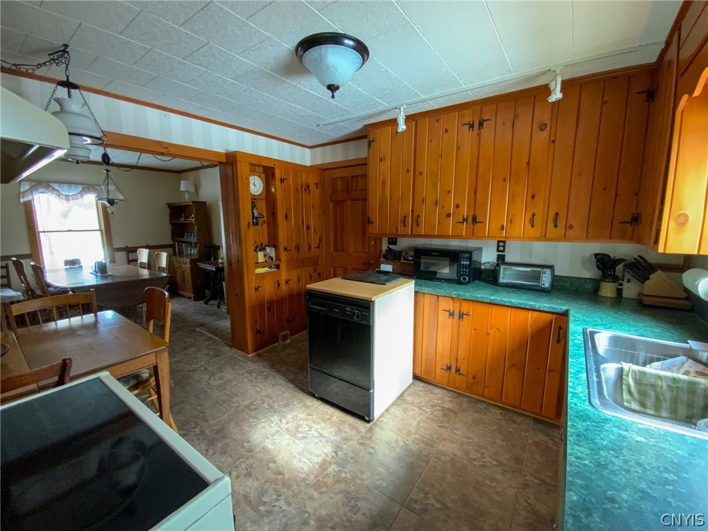 9 Lee Road Dryden, NY 13053 - Photo 4 of 26