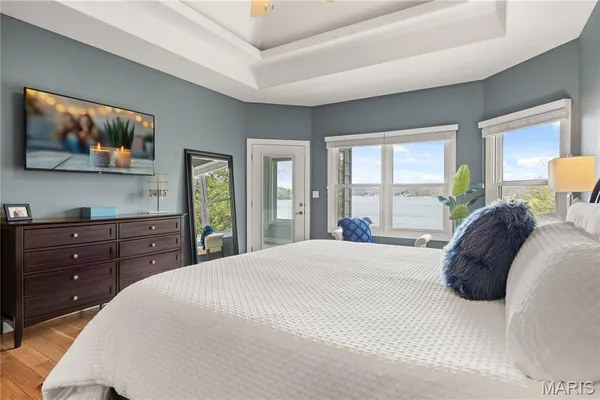 $1,150,000 | 18028 Bayview Lane, Rocky Mount, MO 65072